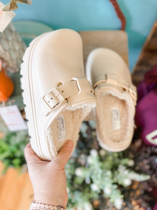 Cairo Chunky Platform Clogs With Fur - The Southern Loft