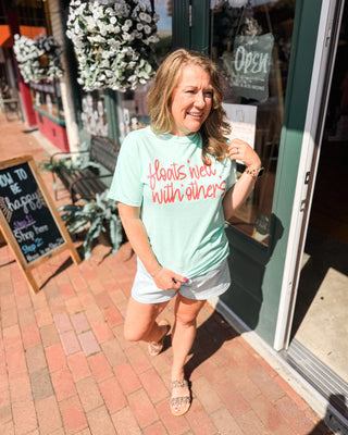 Floats Well With Others Summer Graphic Tee - The Southern Loft