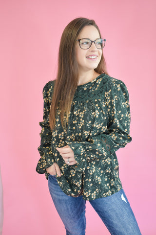 Long sleeve floral style blouse with lace details