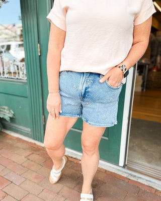 Risen Floral Embroidered Denim Shorts - The Southern Loft