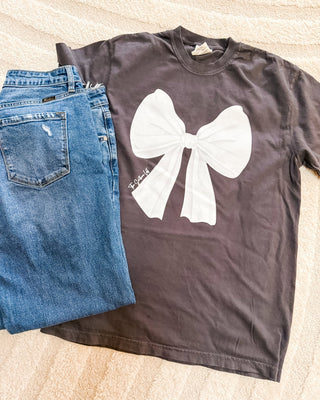 Take A Bow Graphic Tee - The Southern Loft
