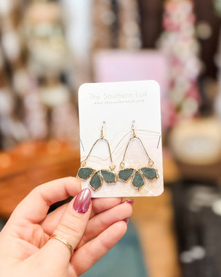 Wire Linked Geometric Drop Earrings - The Southern Loft