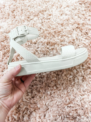 Ellen Ankle Strap Sandal - The Southern Loft